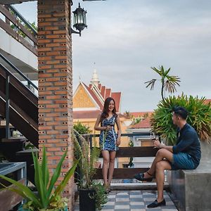 Cambana D'Angkor Suites